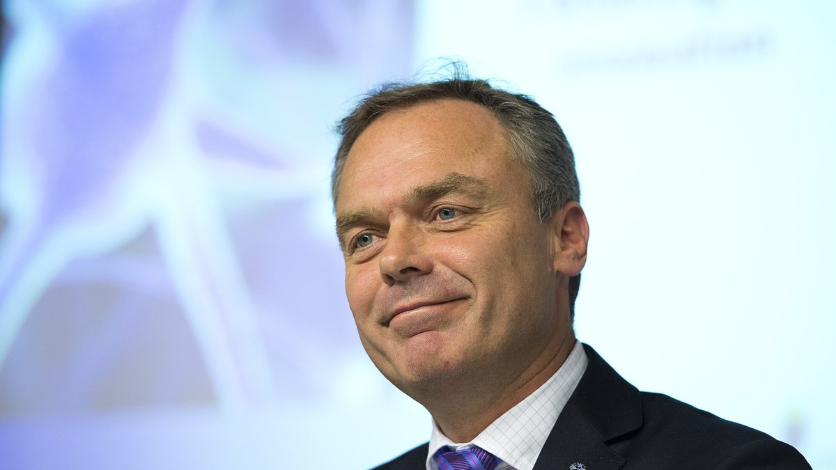 Jan Björklund (FP), utbildningsminister: 1 496 800 kronor.